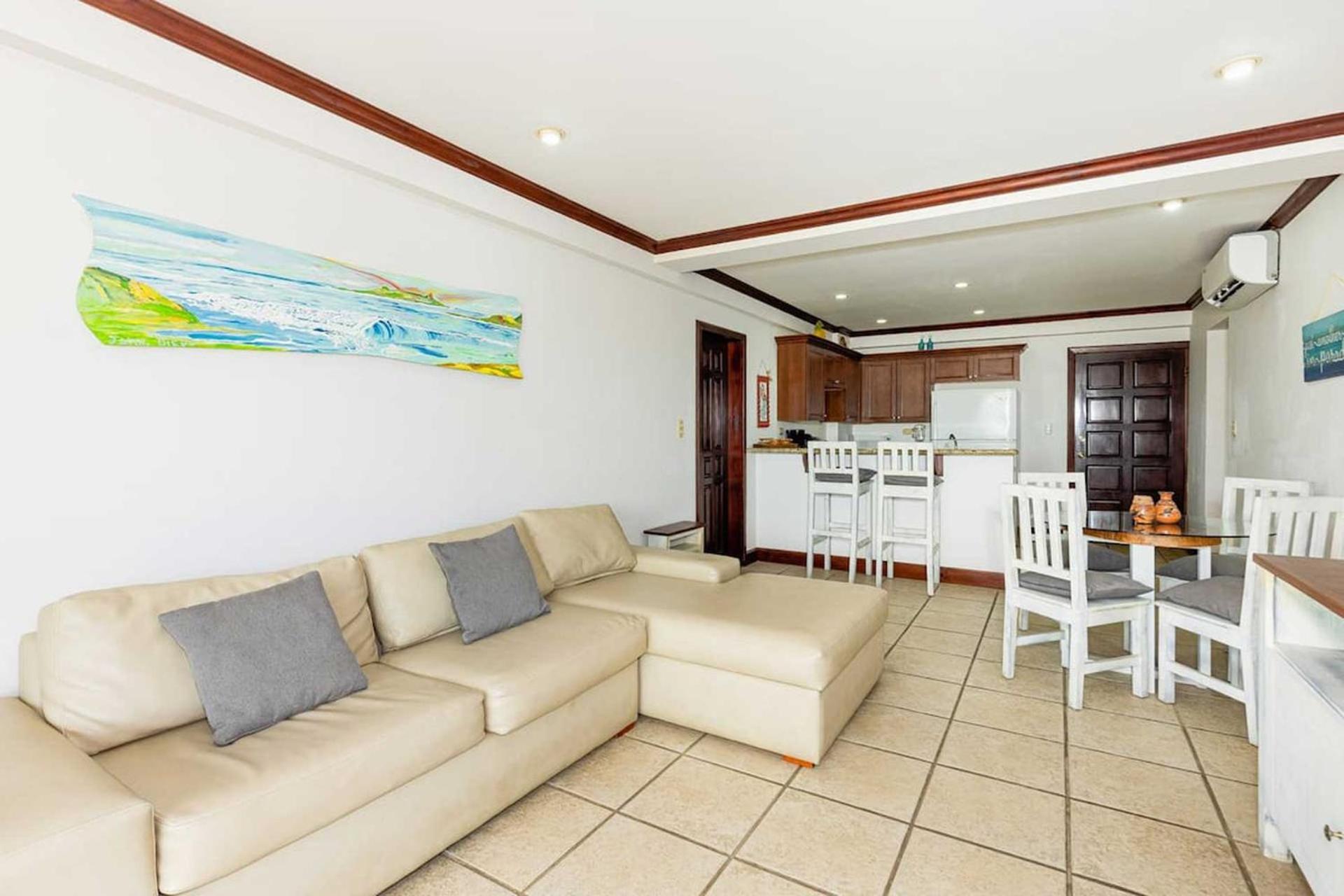 Hébergement de vacances Newly Remodeled Unit In Flamingo With Sweeping Ocean Views From Big Terrace Playa Flamingo